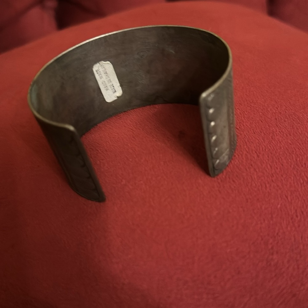 Thai Bangle beautiful - Picture 2 of 6